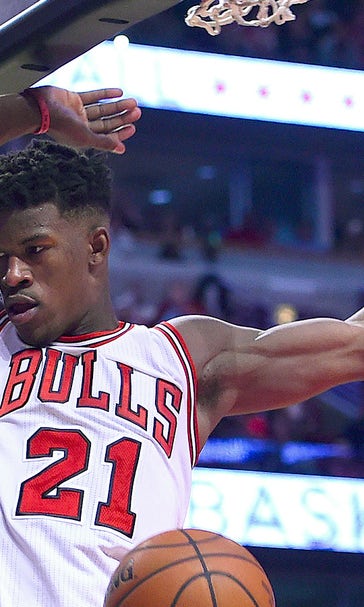 Bulls down Knicks as Derrick Rose, Carmelo Anthony both sit out